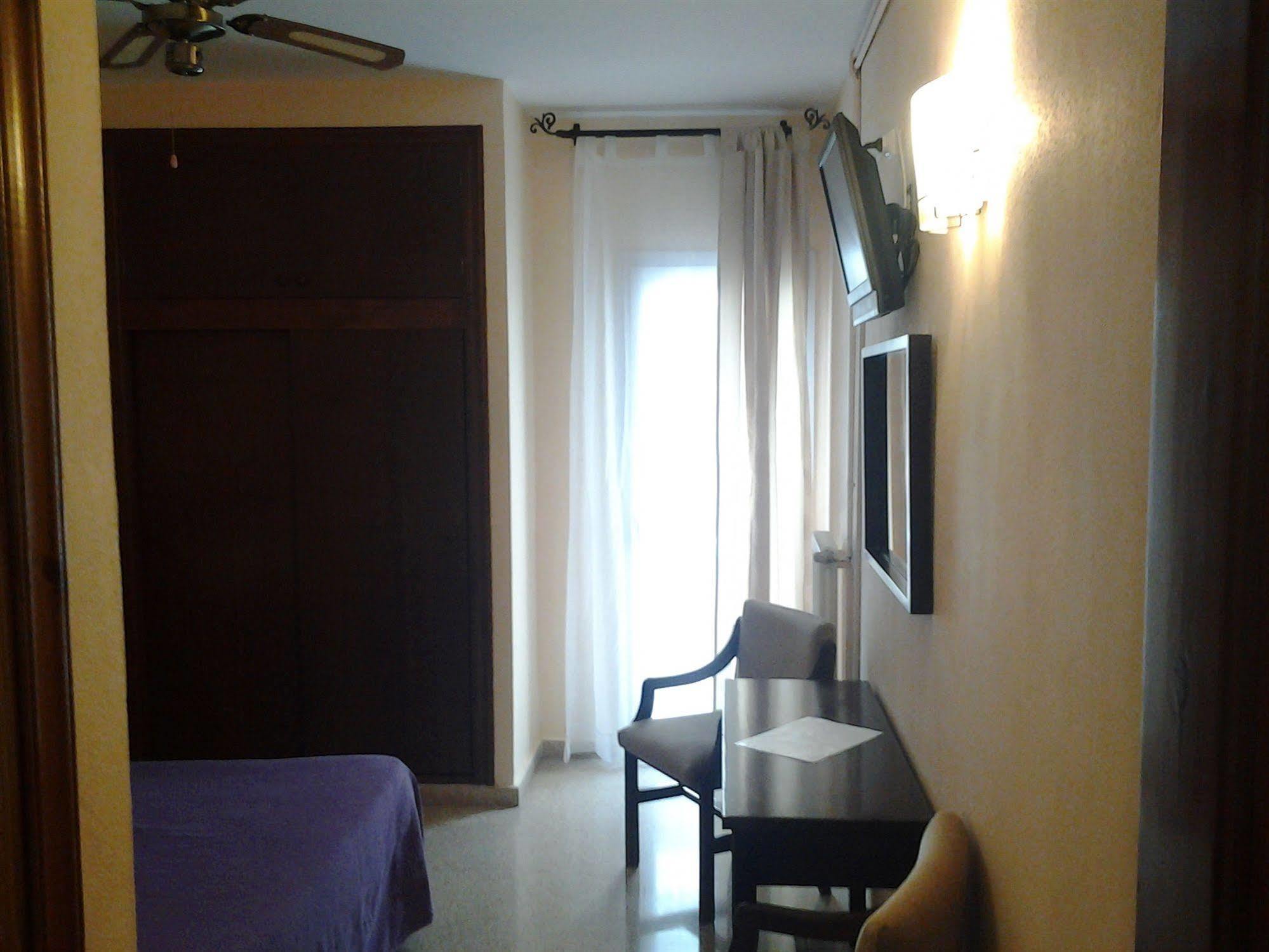 Eurohotel Mahón Zewnętrze zdjęcie